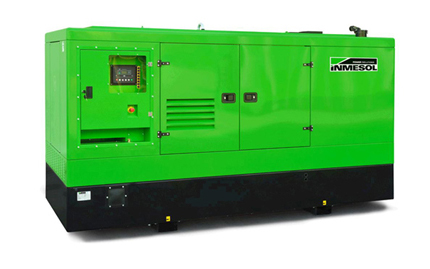 generator cu motor iveco cu carcasa.jpg